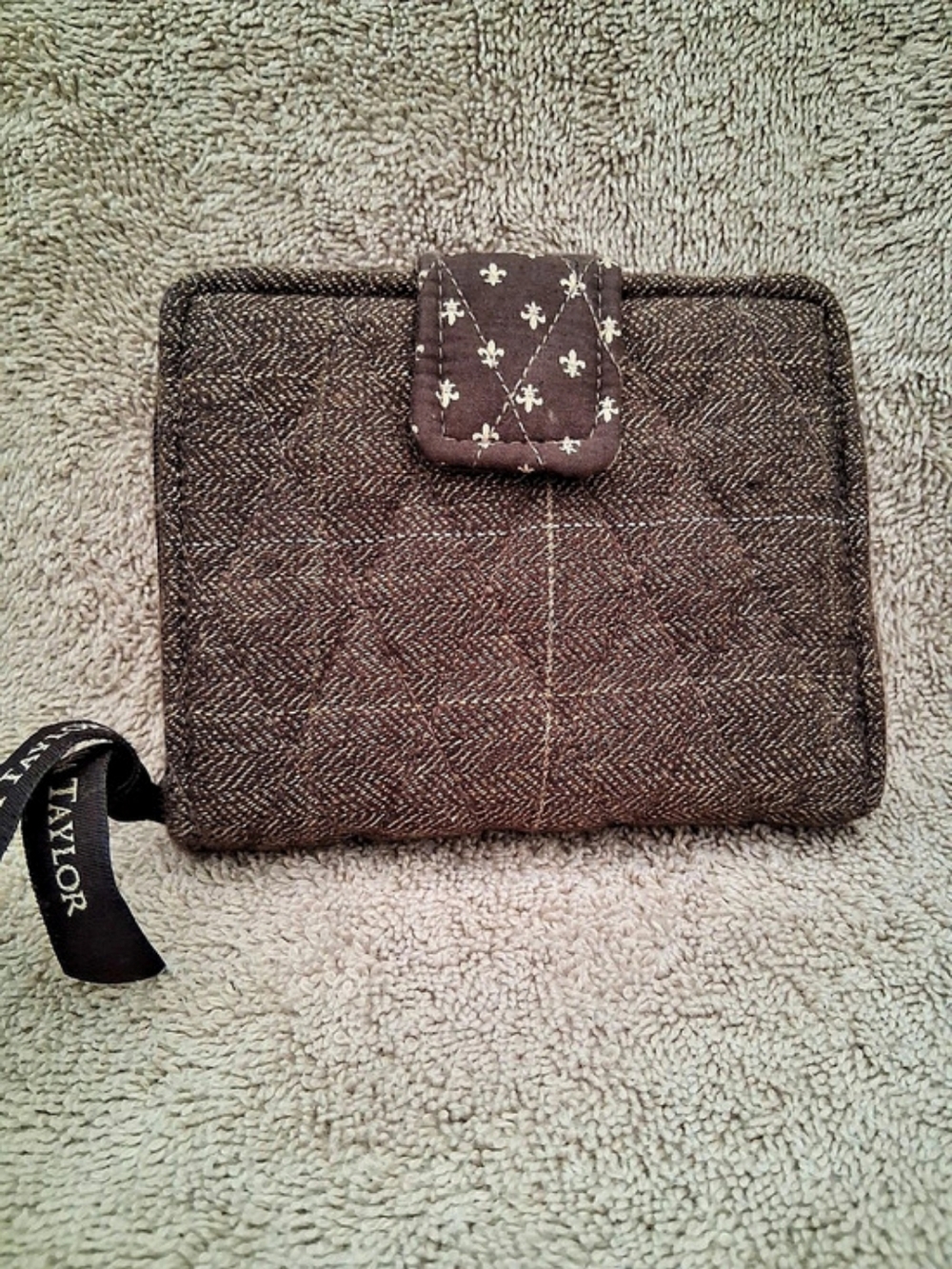 Vera Bradley Brown Floral Wallet